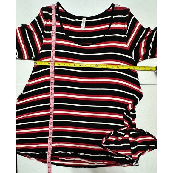 LulaRoe Red White &‎ Black Striped Tunic Top Short Sleeve Shirt Stretch L - Picture 4 of 4
